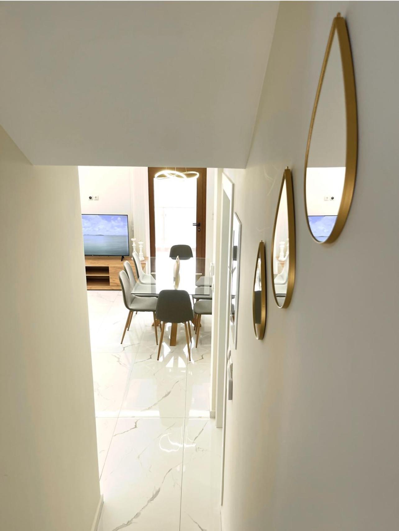 Agora Luxury Villa I Лоутраки Экстерьер фото