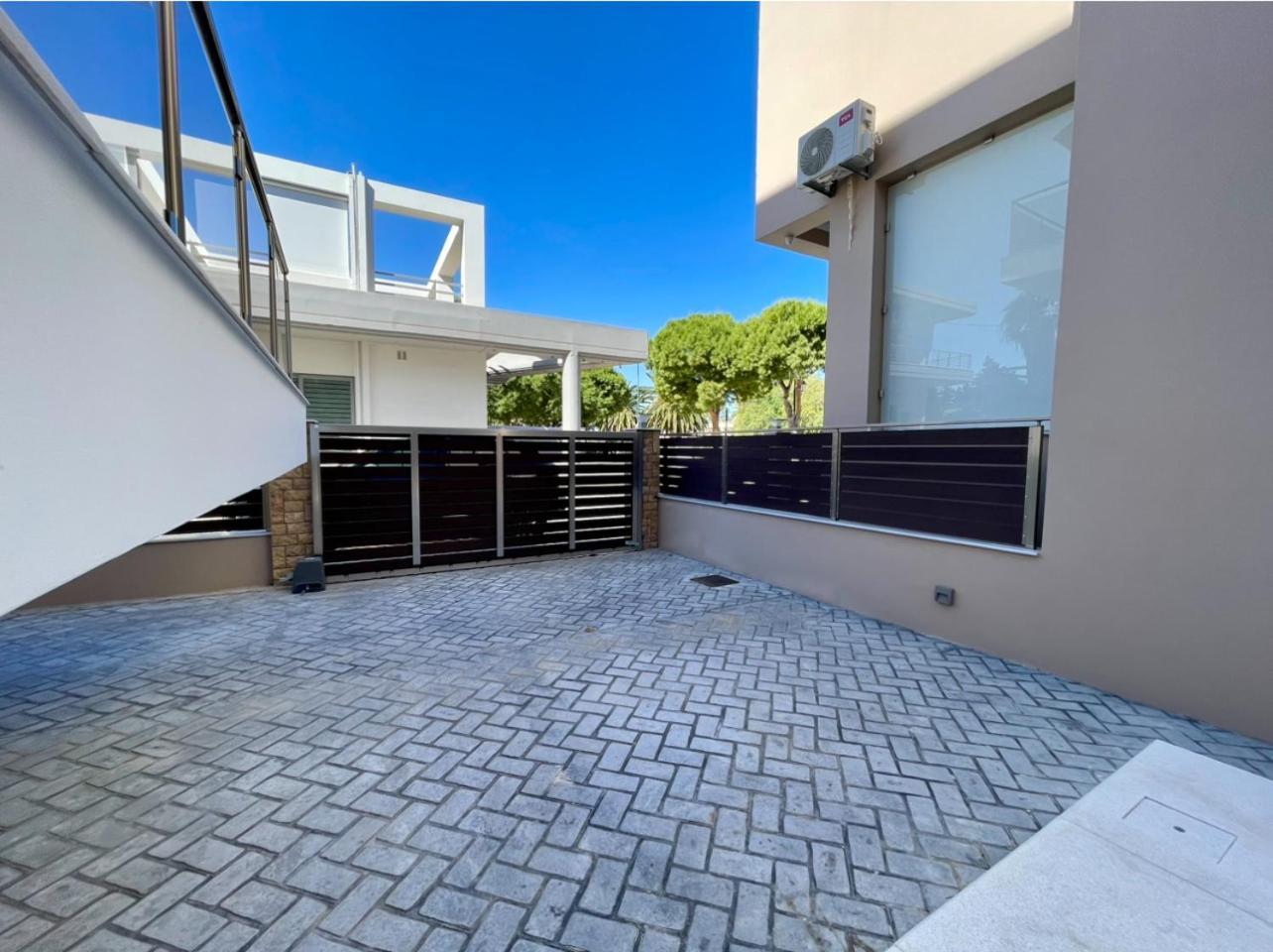 Agora Luxury Villa I Лоутраки Экстерьер фото